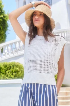 CARLY SLEEVELESS CROCHET TOP