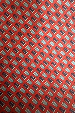 FLIP CUP POCKET SQUARE